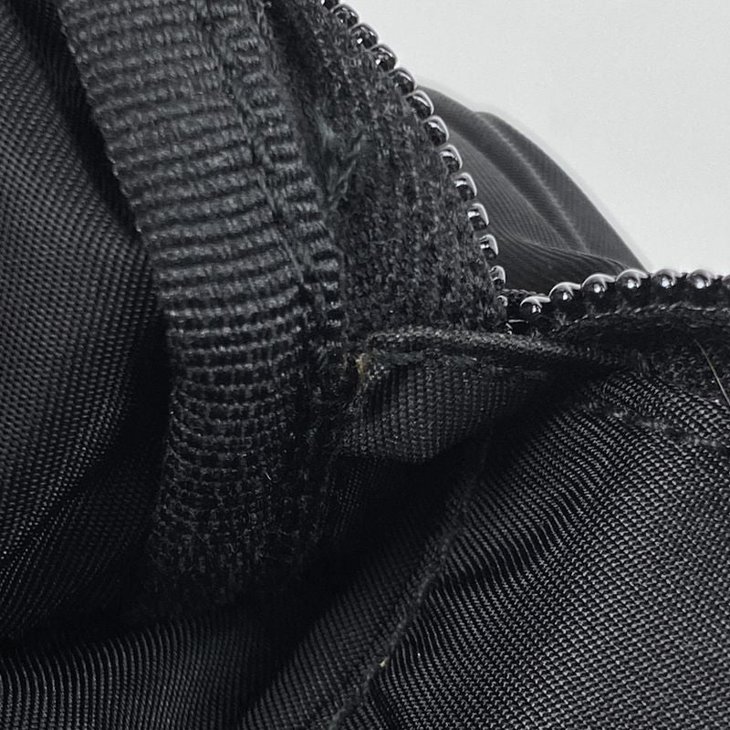 Prada Logo Plate Shoulder Bag Messenger Bag Shoulder Bag Nylon Nero (Black)