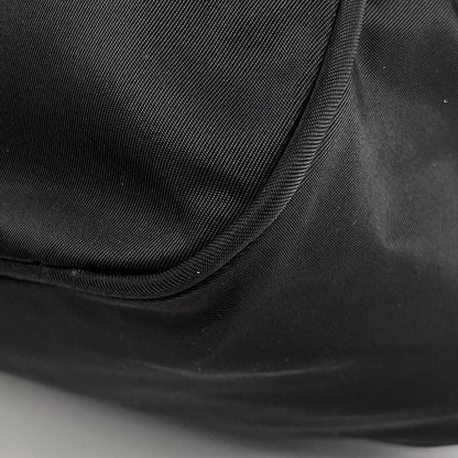 Prada Logo Plate Shoulder Bag Messenger Bag Shoulder Bag Nylon Nero (Black)