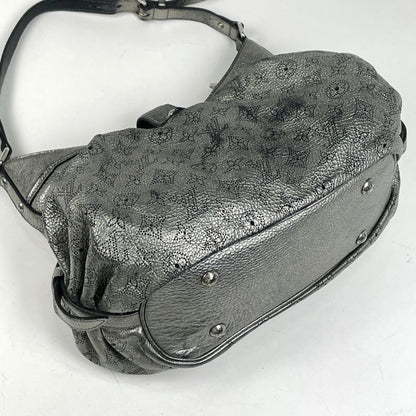 Louis Vuitton XS Perforated Shoulder Bag Monogram Mahina Arjun (Silver) M95718