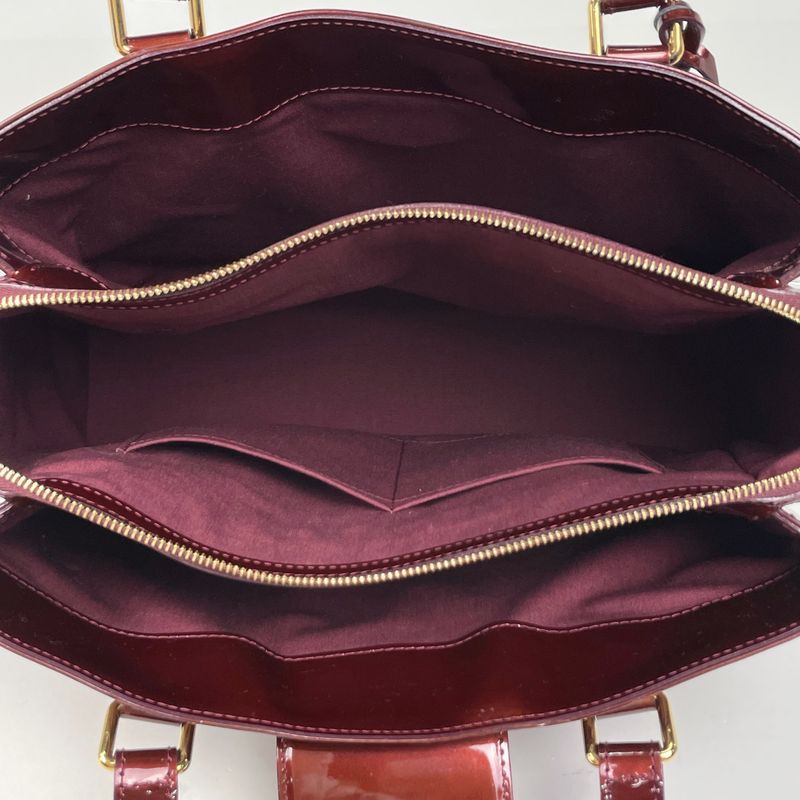 Louis Vuitton Melrose Avenue Handbag Enemel Patent Handbag Monogram Vernis