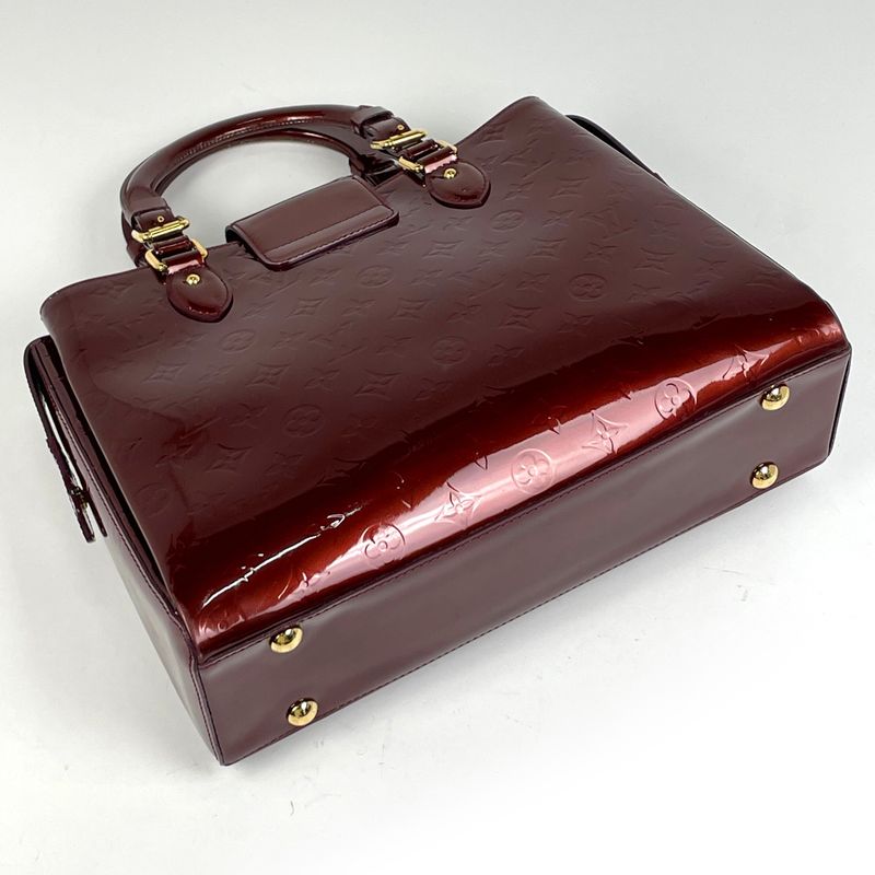 Louis Vuitton Melrose Avenue Handbag Enemel Patent Handbag Monogram Vernis
