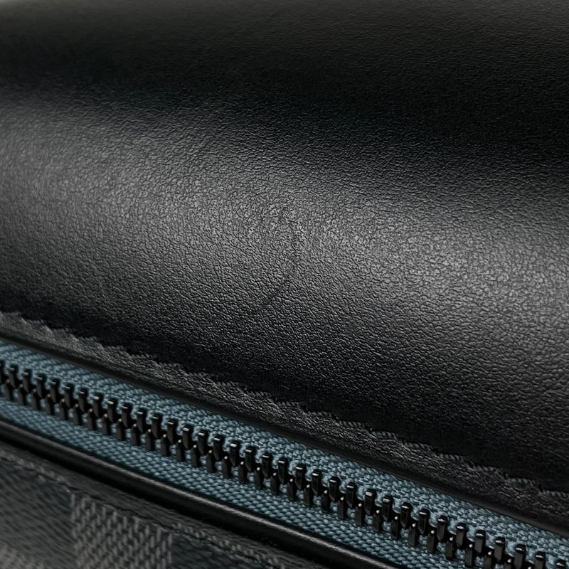 Louis Vuitton Discovery Bum Bag Waist Bag Body Bag Damier Graphite Noir Black