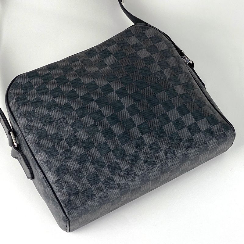 Louis Vuitton Dayton PM Messenger Bag Shoulder Bag Damier Graphite Noir Black