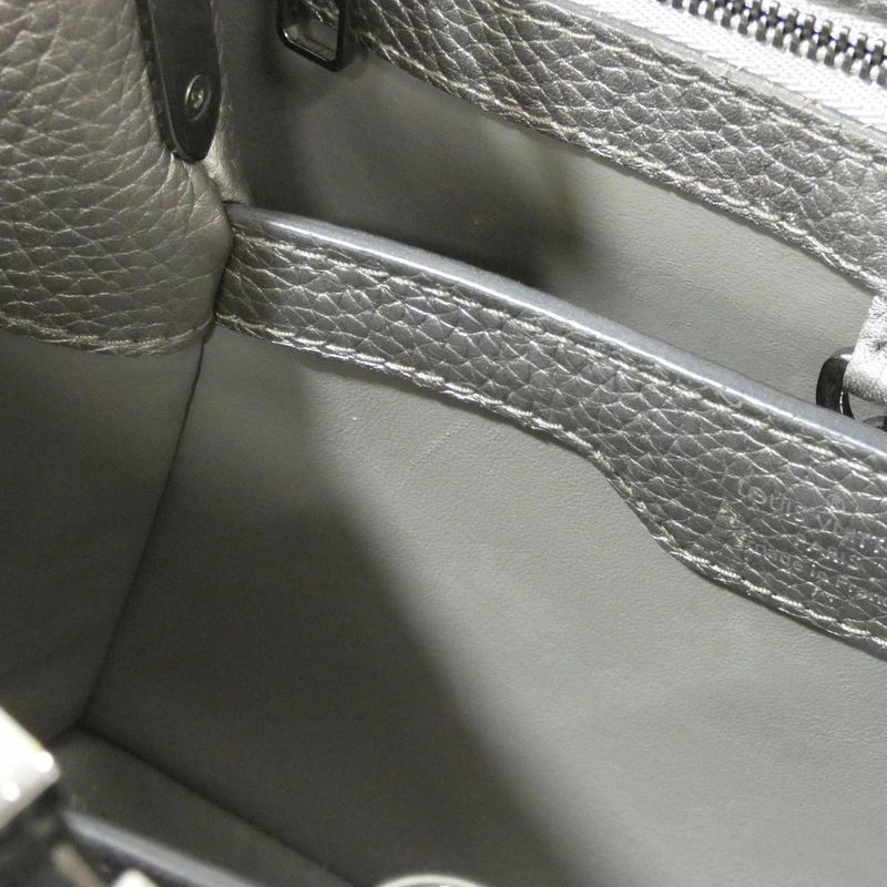 Louis Vuitton Capucines BB M21102 Bag