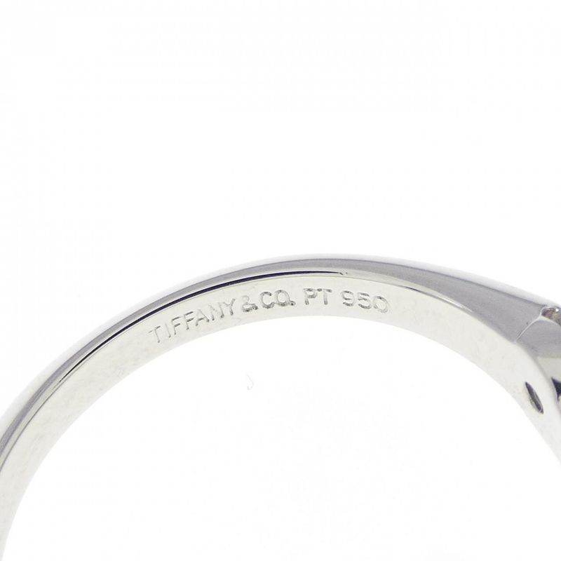 Tiffany & Co Classic Solitaire Ring 1.35ct G VVS1