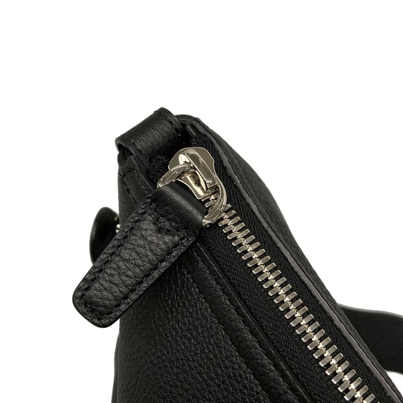 Gucci Shoulder Bag Excellent Condition Sherry 801887 Black Leather