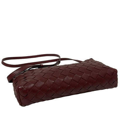 Bottega Veneta Shoulder Bag Intrecciato Bordeaux Leather