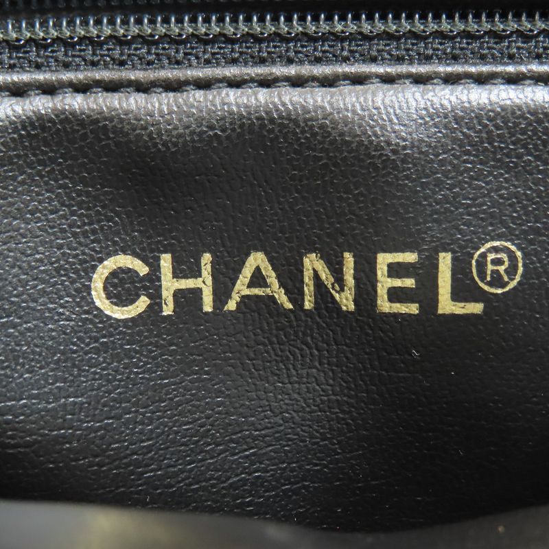 Chanel V-stitched Gold Hardware Handbag Lambskin Ladies