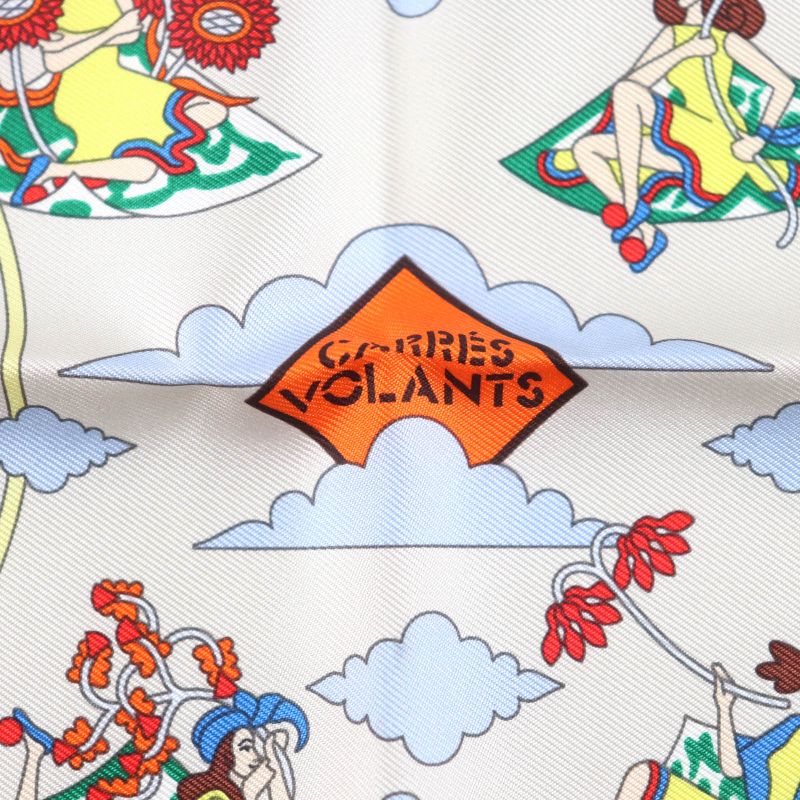 Hermes Carré 45 Volants Flying Carré 100% Silk GRIS Per-e VERT JA Scarf With