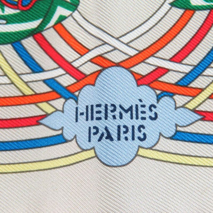 Hermes Carré 45 Volants Flying Carré 100% Silk GRIS Per-e VERT JA Scarf With