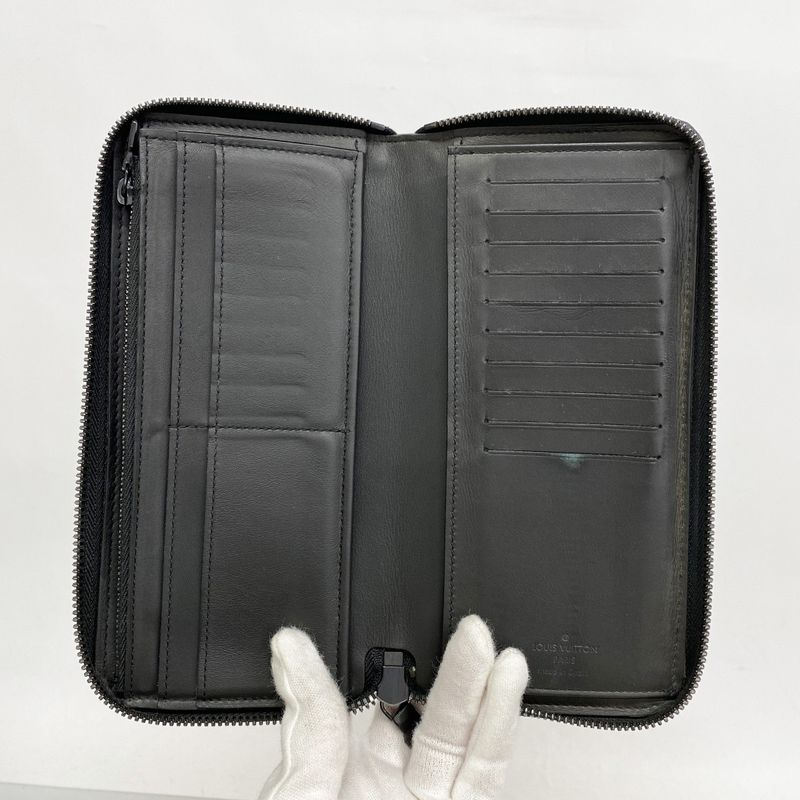 Louis Vuitton Long Wallet Monogram Shadow Zippy Wallet Vertical M62902 Black