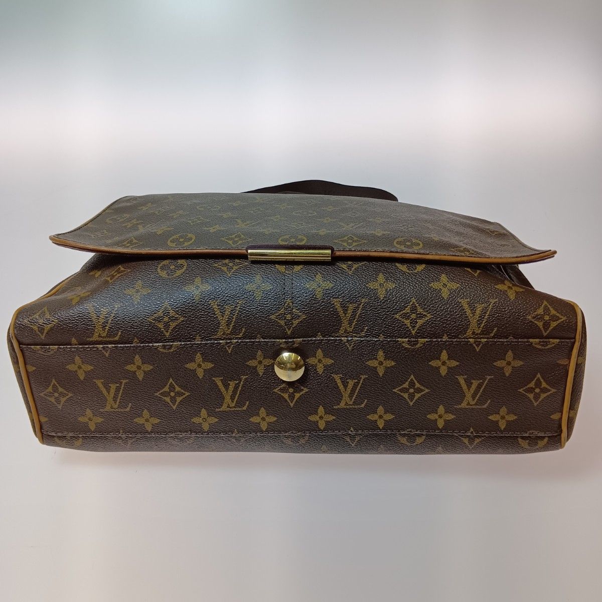 Louis Vuitton Monogram Aves Shoulder Bag M45257 Brown