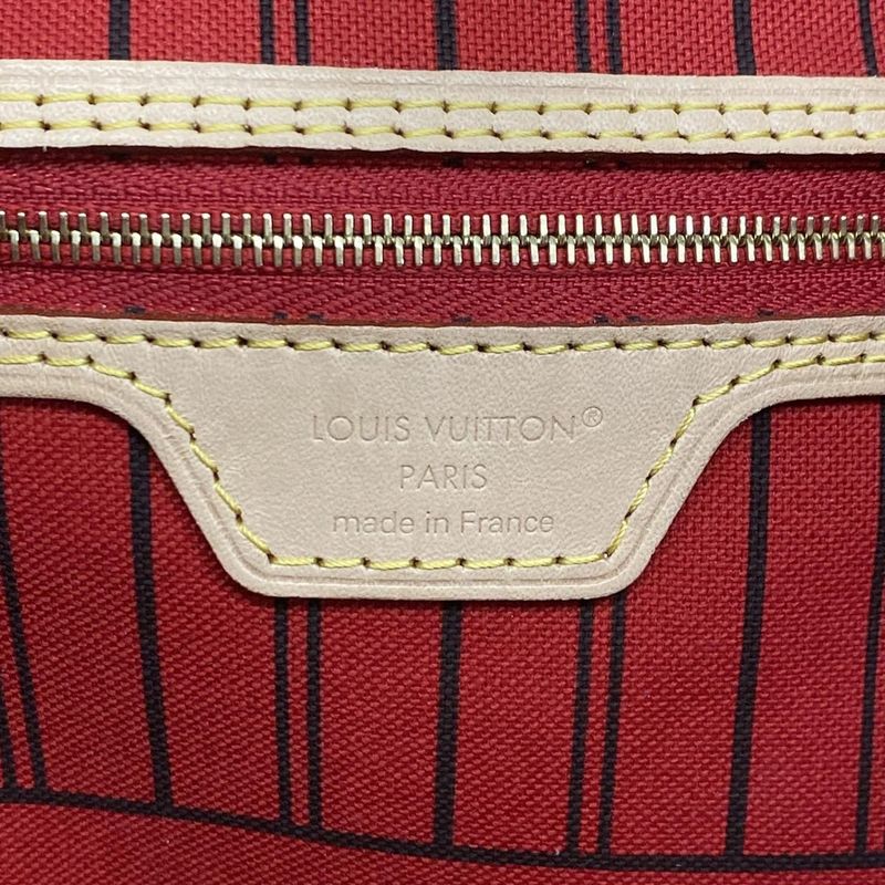 Louis Vuitton Tote Bag Monogram Neverfull Inside Out MM M12708 Sari Red