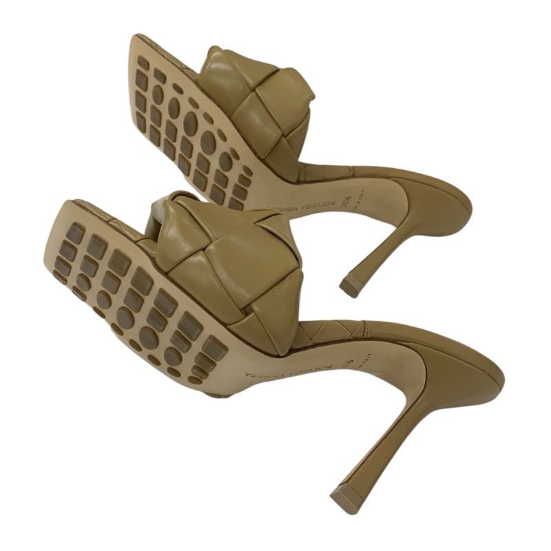 Bottega Veneta Lido Sandals Shoes Leather Beige Intrecciato Mules
