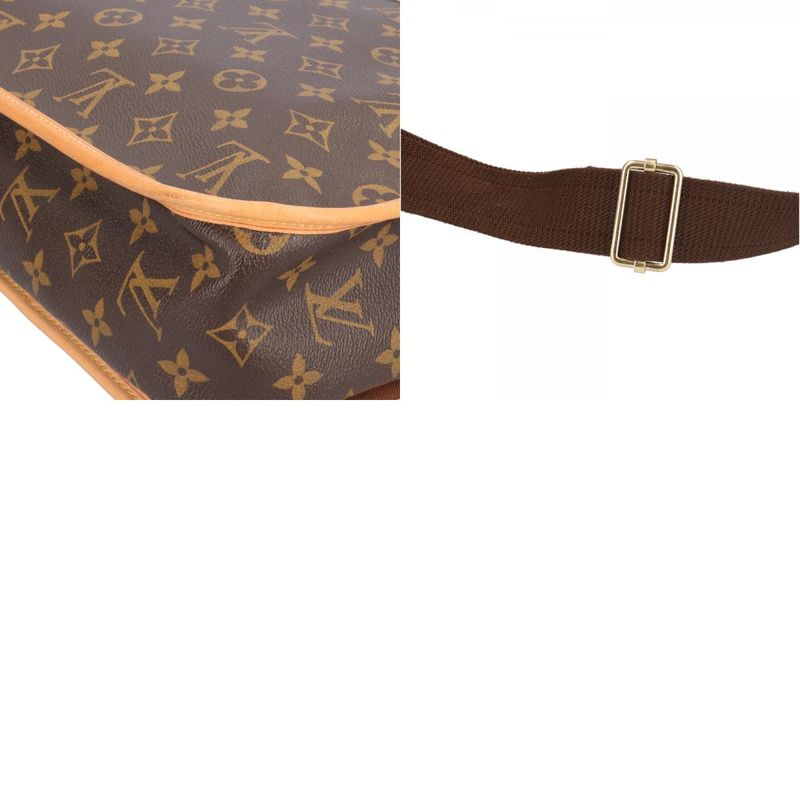 Louis Vuitton Messenger Vosfort GM Monogram Shoulder Bag Monogram Canvas M40105