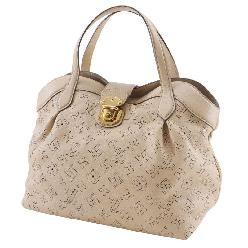 Louis Vuitton Sealth PM M93818 Monogram Mahina Opal Beige Ar1101 Ladies Handbag