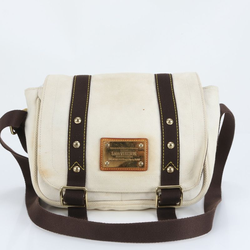 Polar Louis Vuitton Antigua Buzas PM Ecru M40042 Leather Shoulder Bag Crossbody