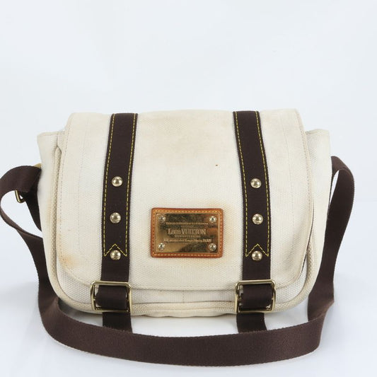 Polar Louis Vuitton Antigua Buzas PM Ecru M40042 Leather Shoulder Bag Crossbody