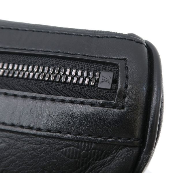 Louis Vuitton Shadow Chalk Ring Bag M44633