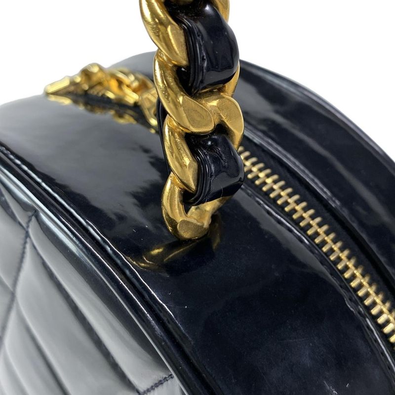 Chanel Handbag Matelasse Black And White Chain Handle Gold Hardware Leather