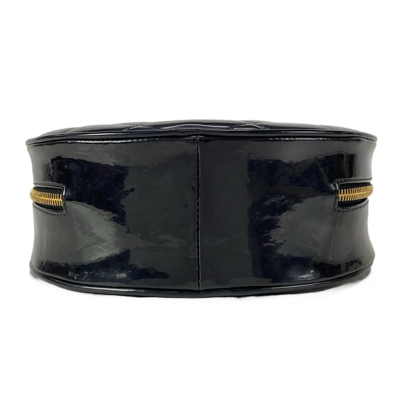 Chanel Handbag Matelasse Black And White Chain Handle Gold Hardware Leather