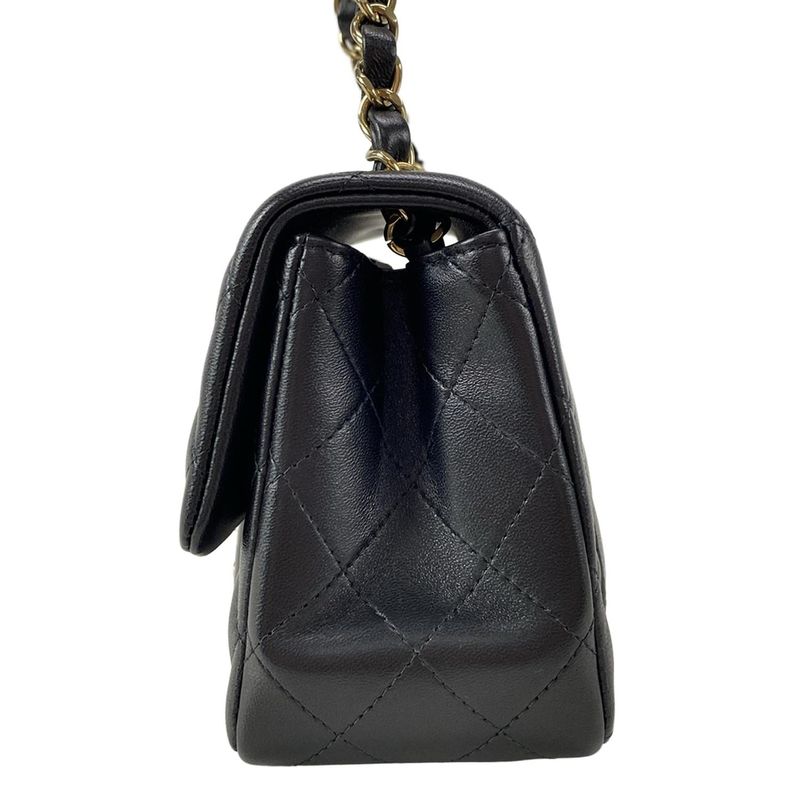 Chanel Shoulder Bag Mini Matelasse A35200 Black Metal Serial Plate Chain