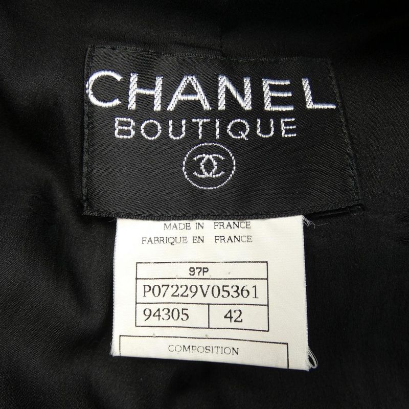 Vintage Chanel P07229v05361 97P Coat