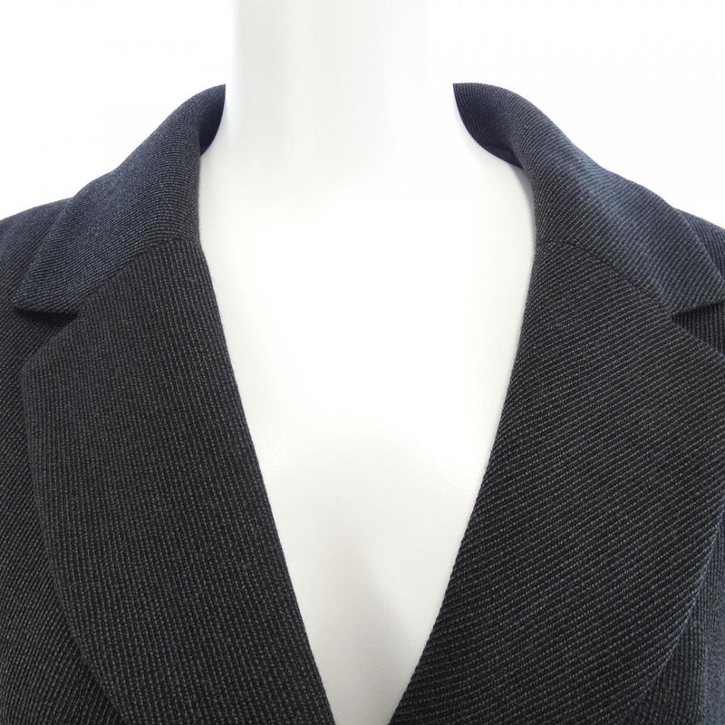 Chanel P14457v08171 99A Jacket