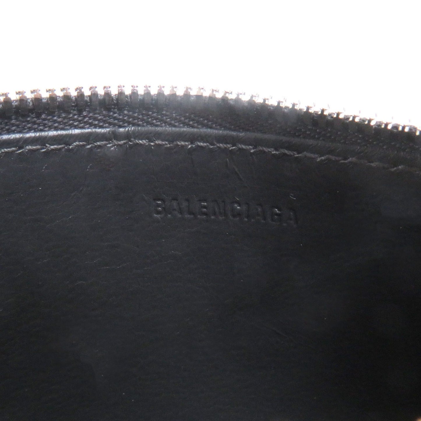 Excellent Condition Balenciaga 594311 Logo Leather Zip