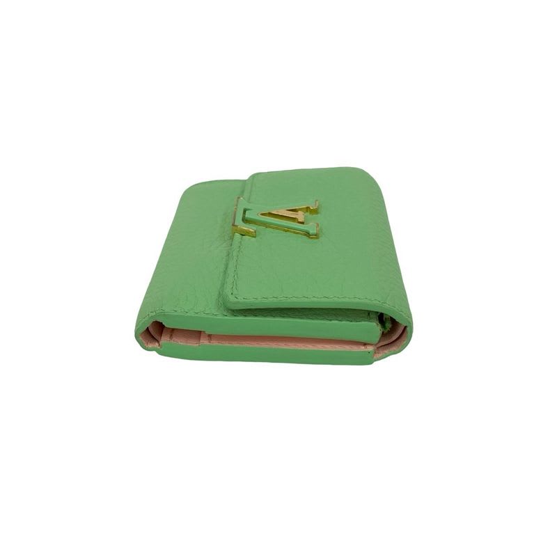 Louis Vuitton Portefeuille Capucines XS Leather