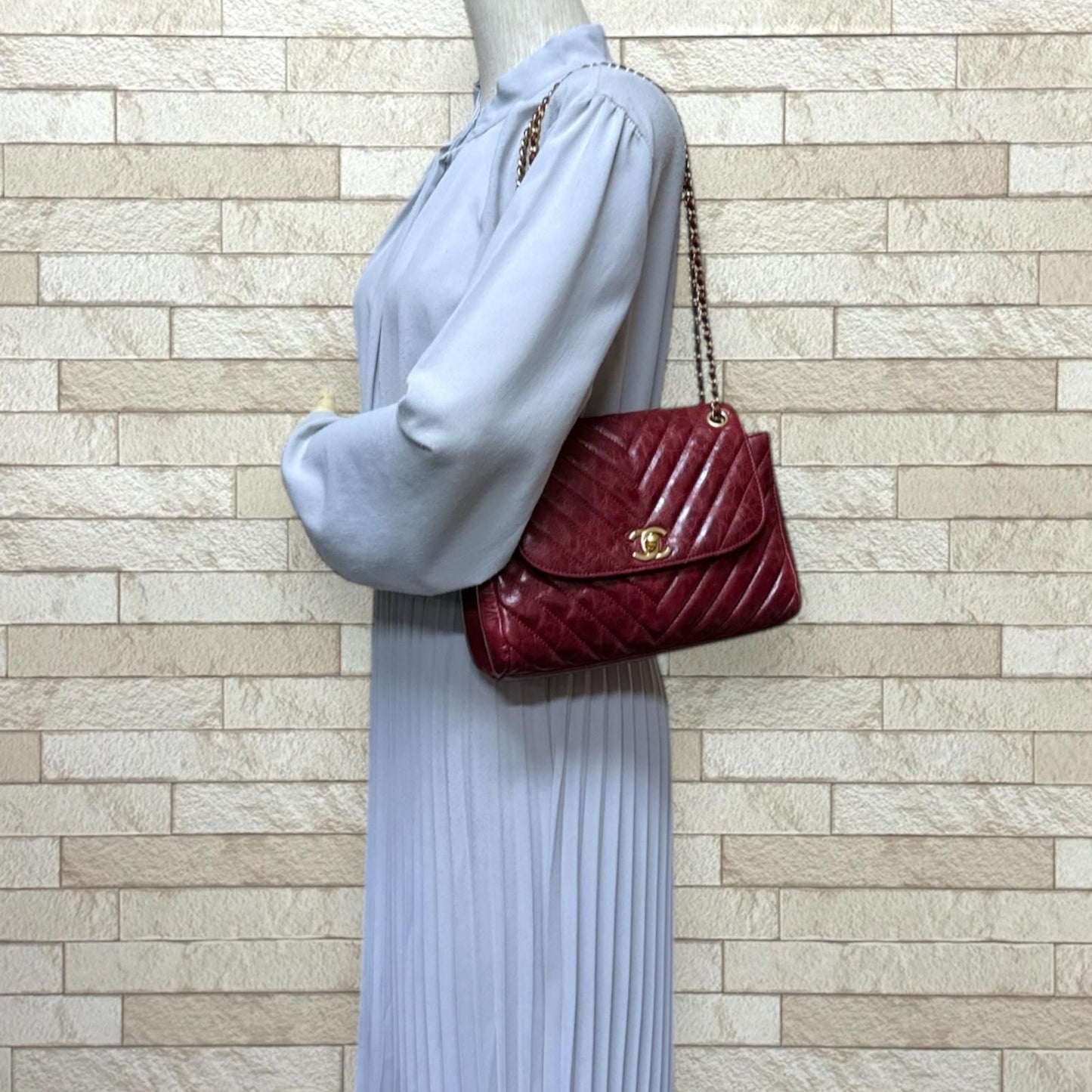 Chanel V Stitch Shoulder Bag Leather Red Ladies Chanel Used