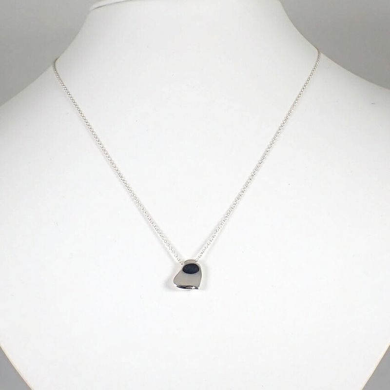 Tiffany & Co 925 Full Heart Pendant Necklace j105-3