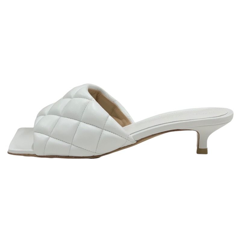 Bottega Veneta Sandals Shoes Lambskin White Unused Mules Quilted
