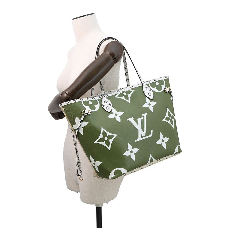 Louis Vuitton Tote Monogram Giant Neverfull MM Pouch Khaki Beige White