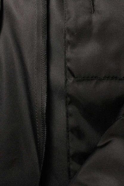 Prada Sph393 S000 1WQ8 Re-nylon Triangle Plate Nylon Cargo Half Pants Men S