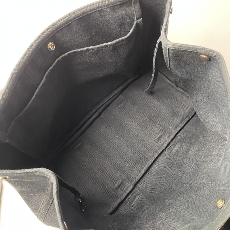 Hermes Women's Valparaiso MM Canvas Tote Bag