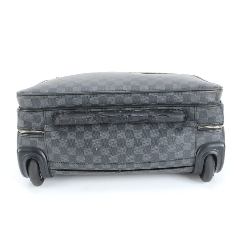 Extreme Louis Vuitton Damier Graphite Pilot Case N23206 Suitcase Carry Case Bag