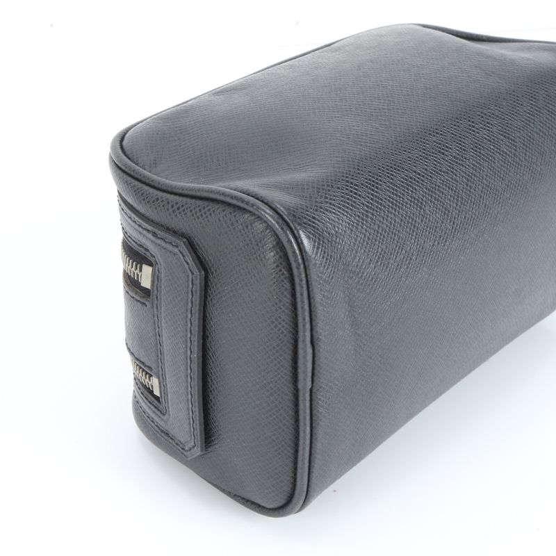 Extreme Louis Vuitton Taiga Trousse Ivan Ardoise M32492 Leather Second Bag