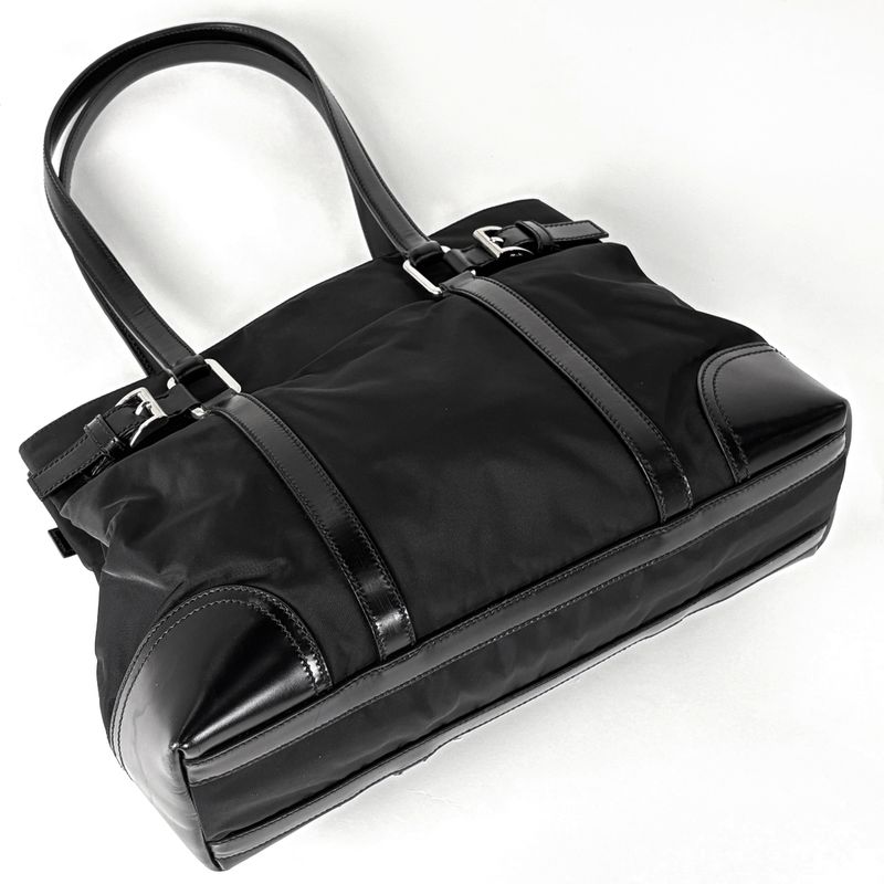 Prada Logo Plate Tote Handbag Tote Bag Nylon Nero (Black) Women