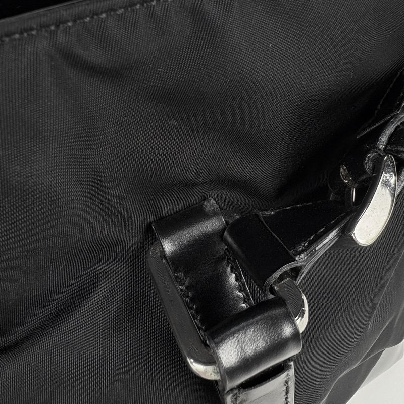 Prada Logo Plate Tote Handbag Tote Bag Nylon Nero (Black) Women