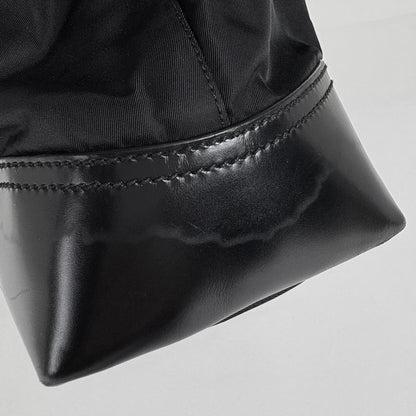 Prada Logo Plate Tote Handbag Tote Bag Nylon Nero (Black) Women