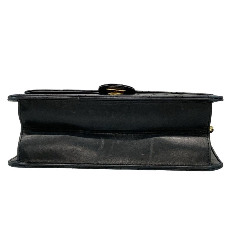 Chanel Shoulder Bag Matelasse Dark Navy Gold Hardware Chain Shoulder Push Lock