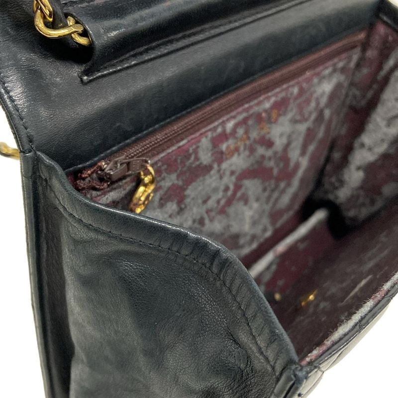 Chanel Shoulder Bag Matelasse Dark Navy Gold Hardware Chain Shoulder Push Lock