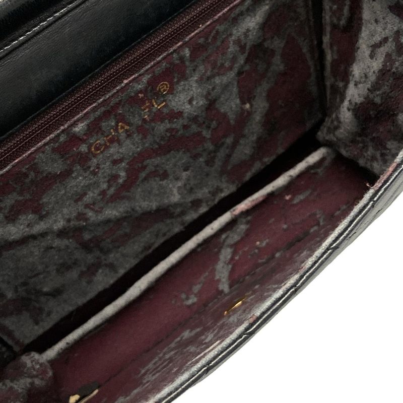 Chanel Shoulder Bag Matelasse Dark Navy Gold Hardware Chain Shoulder Push Lock