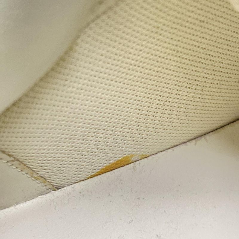 Louis Vuitton Sneakers 8 - White And Silver High Cut Leather