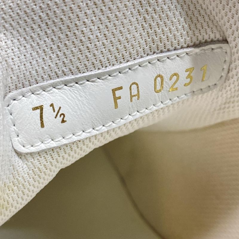 Louis Vuitton Sneakers 7 1 2 - Silver And Blue Leather