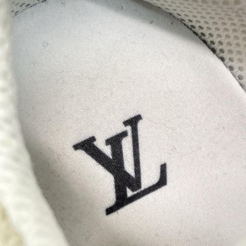 Louis Vuitton Sneakers 8 Mens - Beige X Gold X Multi Leather