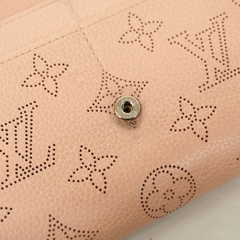 Louis Vuitton Mahina Portefeuille Sarah M60145 Magnolia Women's Long Wallet