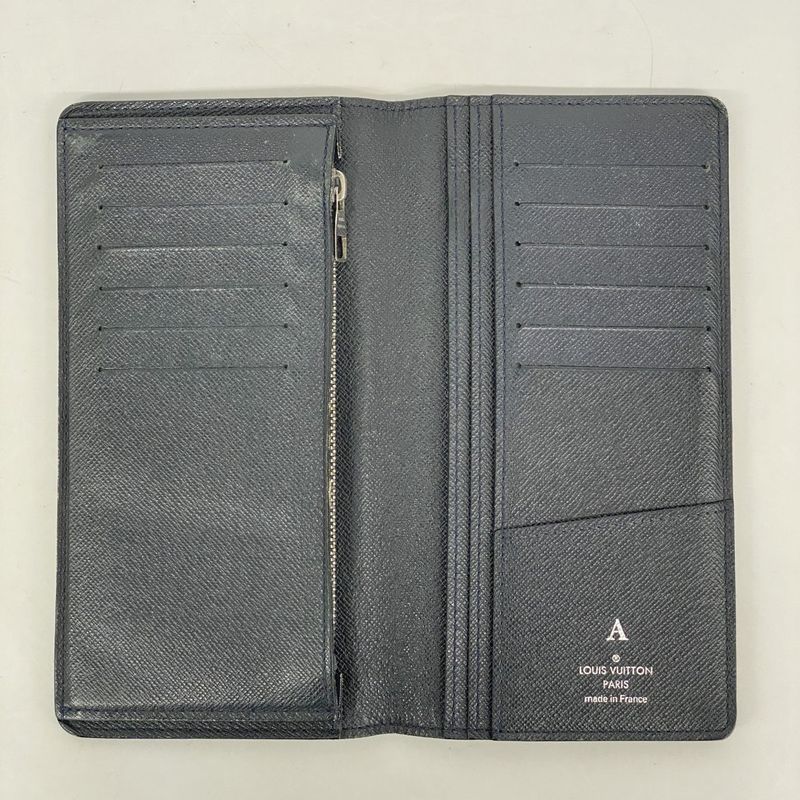 Louis Vuitton Taiga Portefeuille Blazer M32654 Long Wallet Boreal Men's