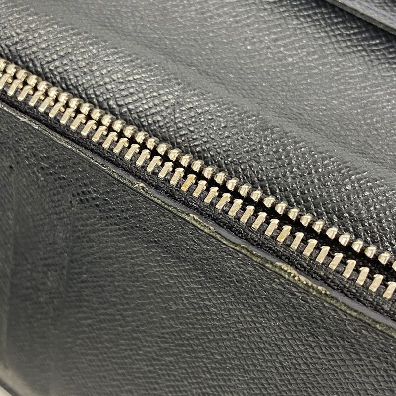 Louis Vuitton Taiga Portefeuille Blazer M32654 Long Wallet Boreal Men's